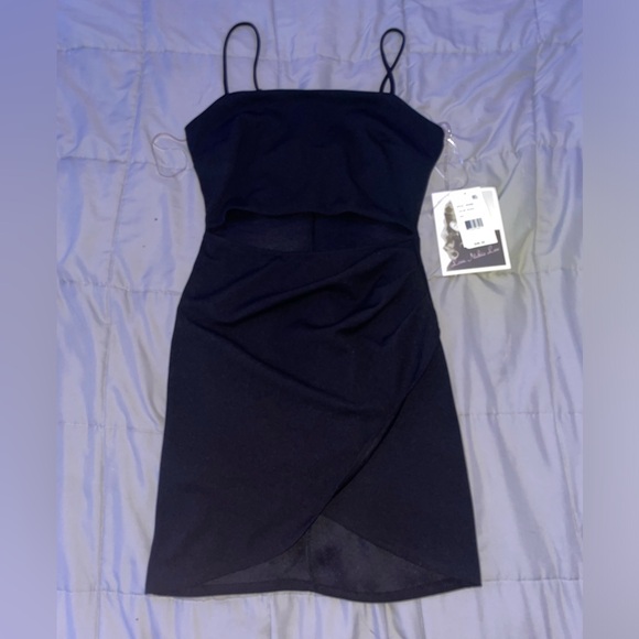 NWT Love Nickie Lew Black Mini Dress with Front Midriff Slit - Picture 4 of 13